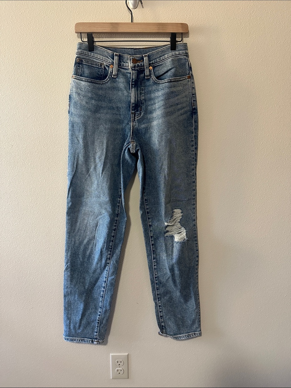 Madewell The Girljean in Berryton Wash: Distressed Comfort Stretch NF764 Sz 26T - Picture 8 of 9